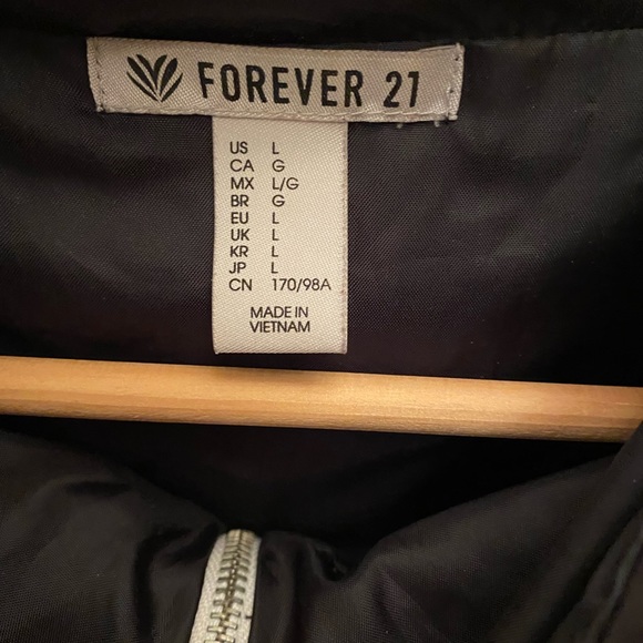 Forever 21 quarter zip windbreaker - Picture 3 of 3